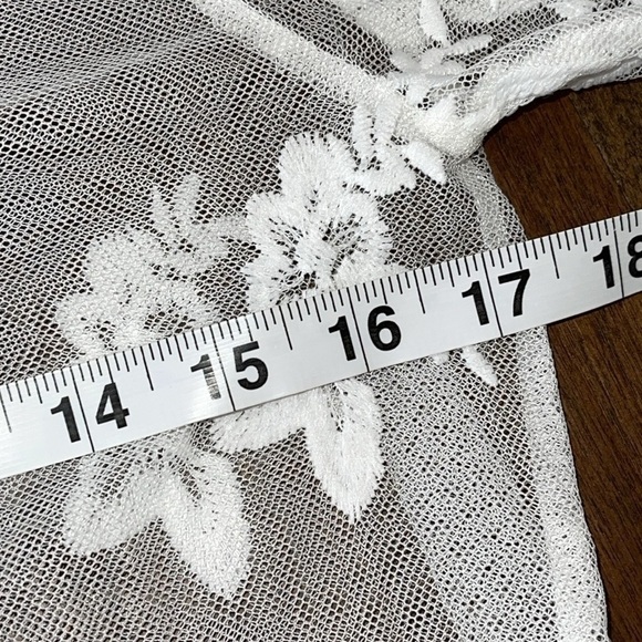 Suzanne Betro White Sheer Lace Tunic Sz. S - Picture 12 of 12